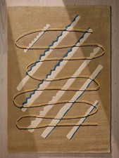 Tappeto moderno neutro in lana